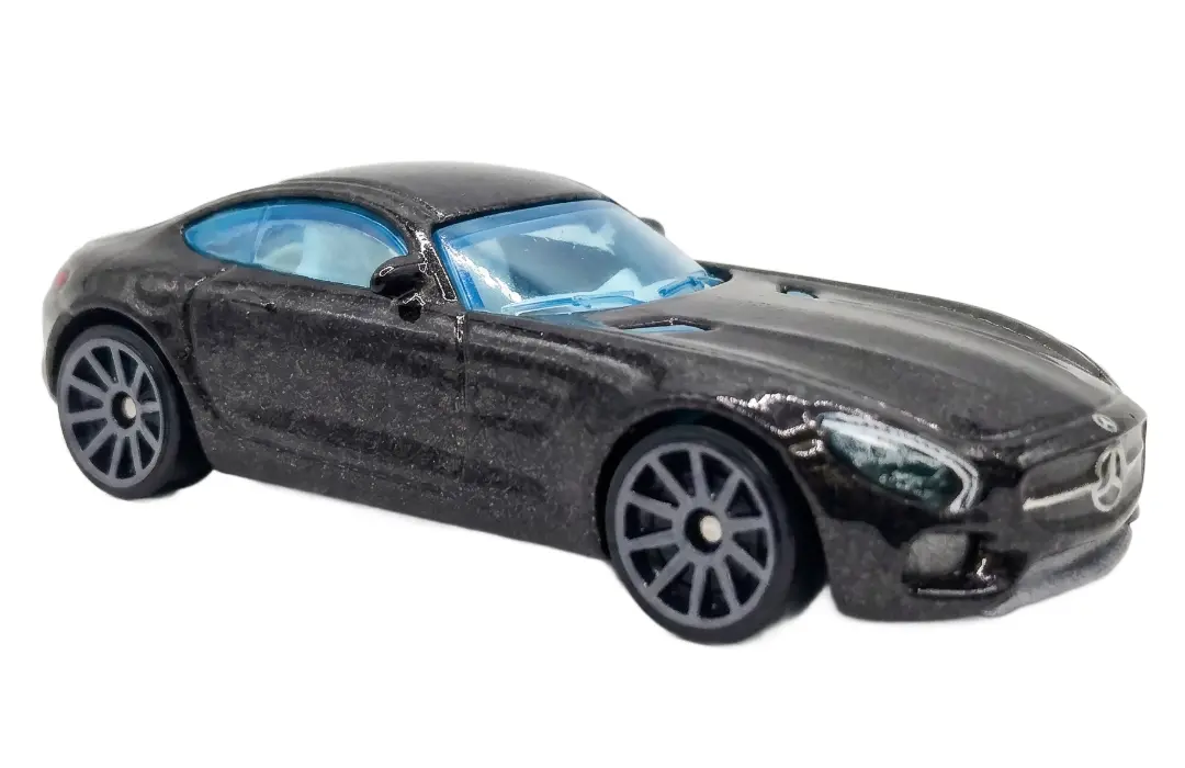 15 Mercedes-AMG GT