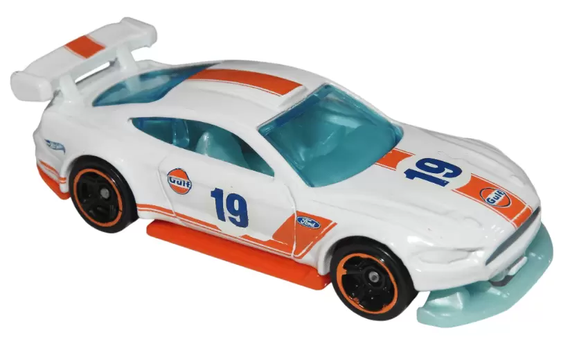 Custom '18 Ford Mustang GT