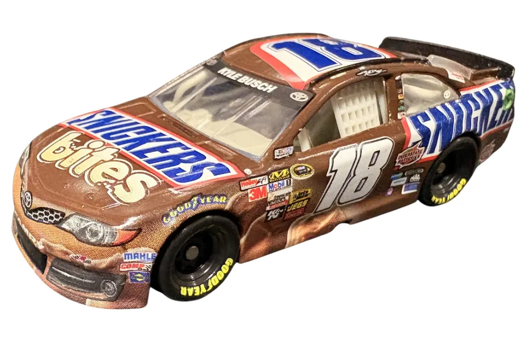 Toyota Camry #18 Kyle Busch (NASCAR 2014 - Snickers)